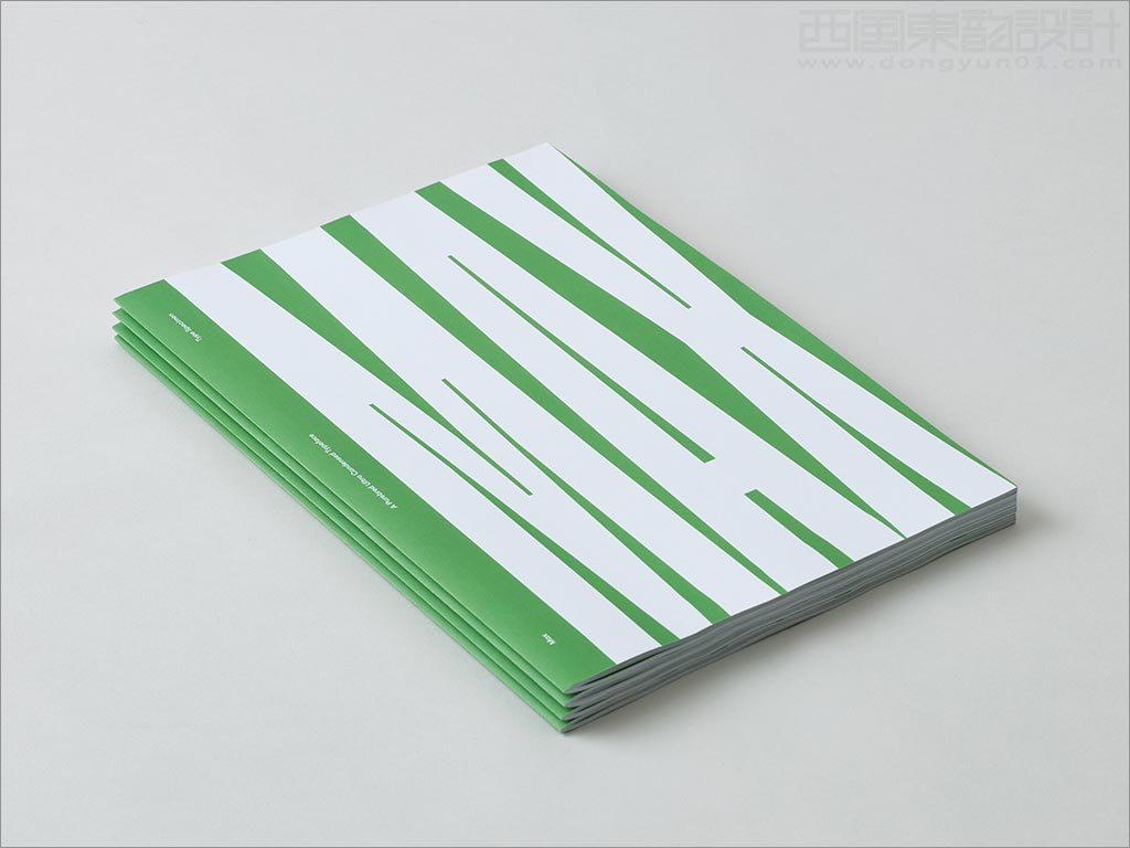 新西蘭déjà狗糧產(chǎn)品手冊封面設計